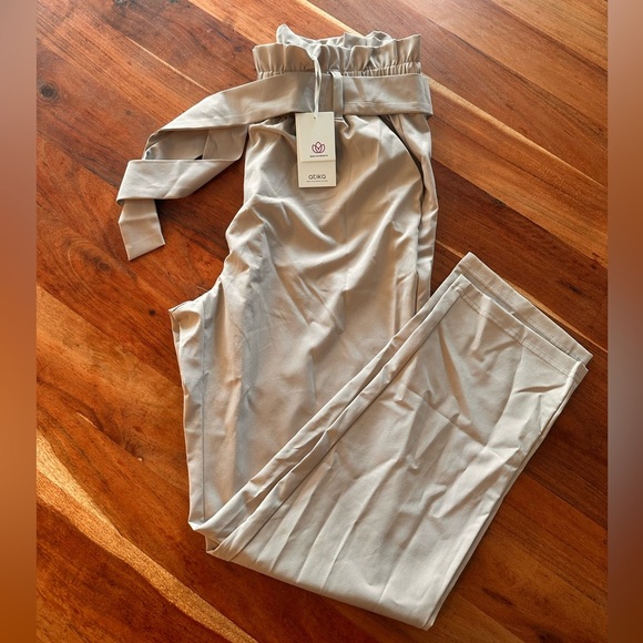 Elegant Beige Atika Trousers with Paper Bag Waist and Belt - Picture 1 of 6